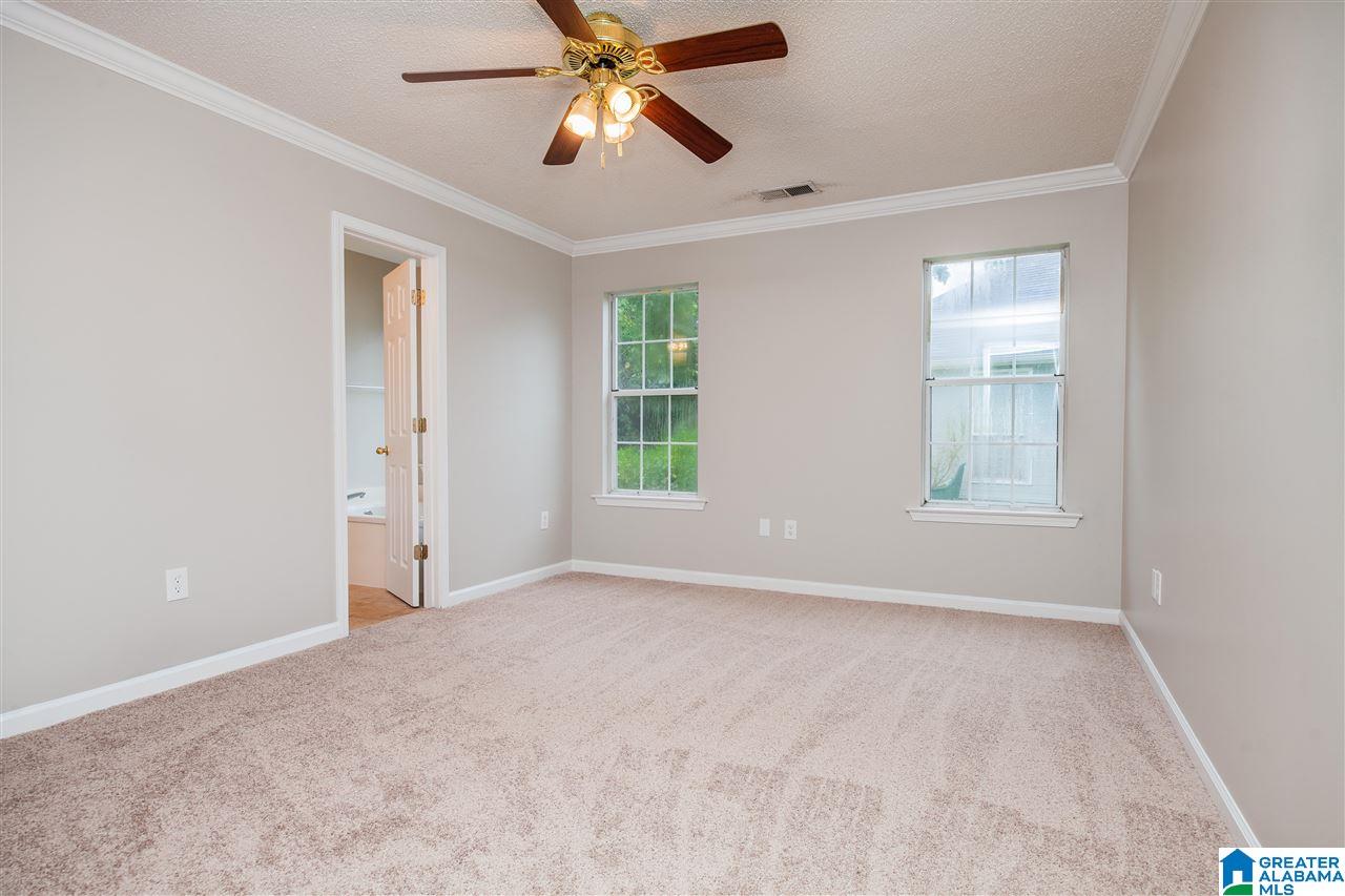 112 Lake Terrace Alabaster, AL 35007 - Photo 5 of 33