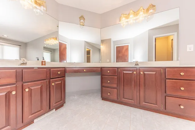 $785,000 | 50045 Standish Court, Plymouth, MI 48170