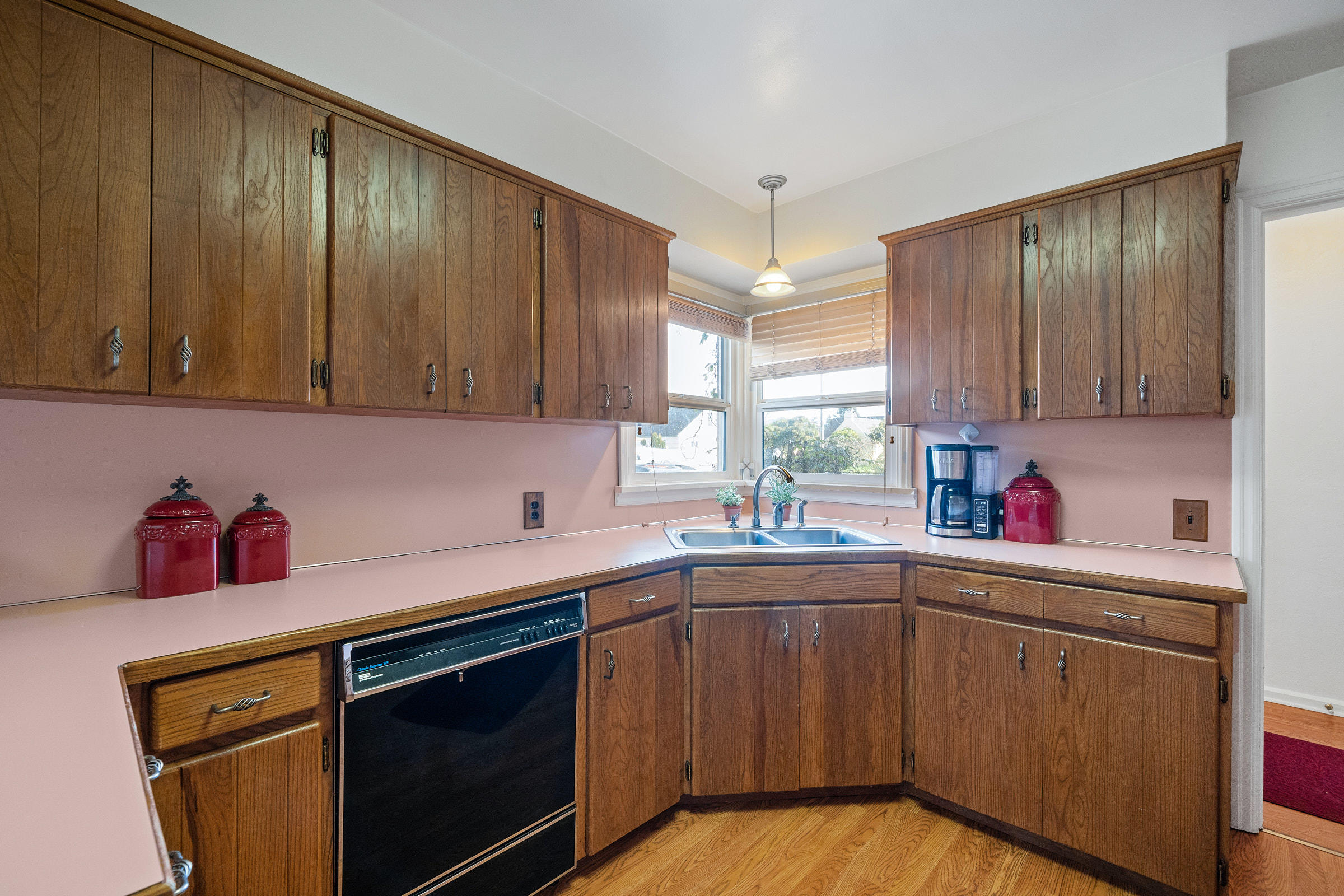 2409 8th Street Tillamook, OR 97141 - Photo 9 of 23 DSC02761