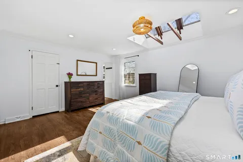 $999,000 | 245 Sailors Lane, Bridgeport, CT 06605