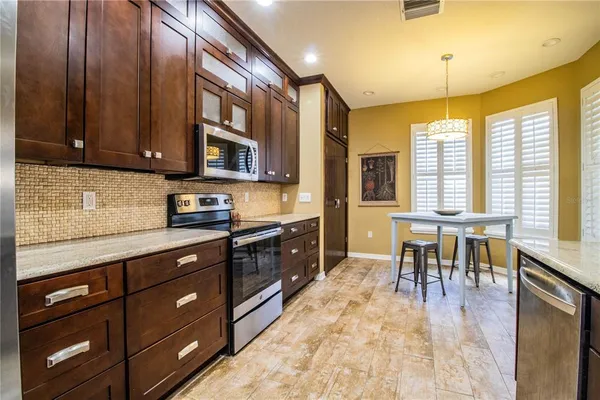 $2,750 | 3234 Stonebridge Trail, Valrico, FL 33596