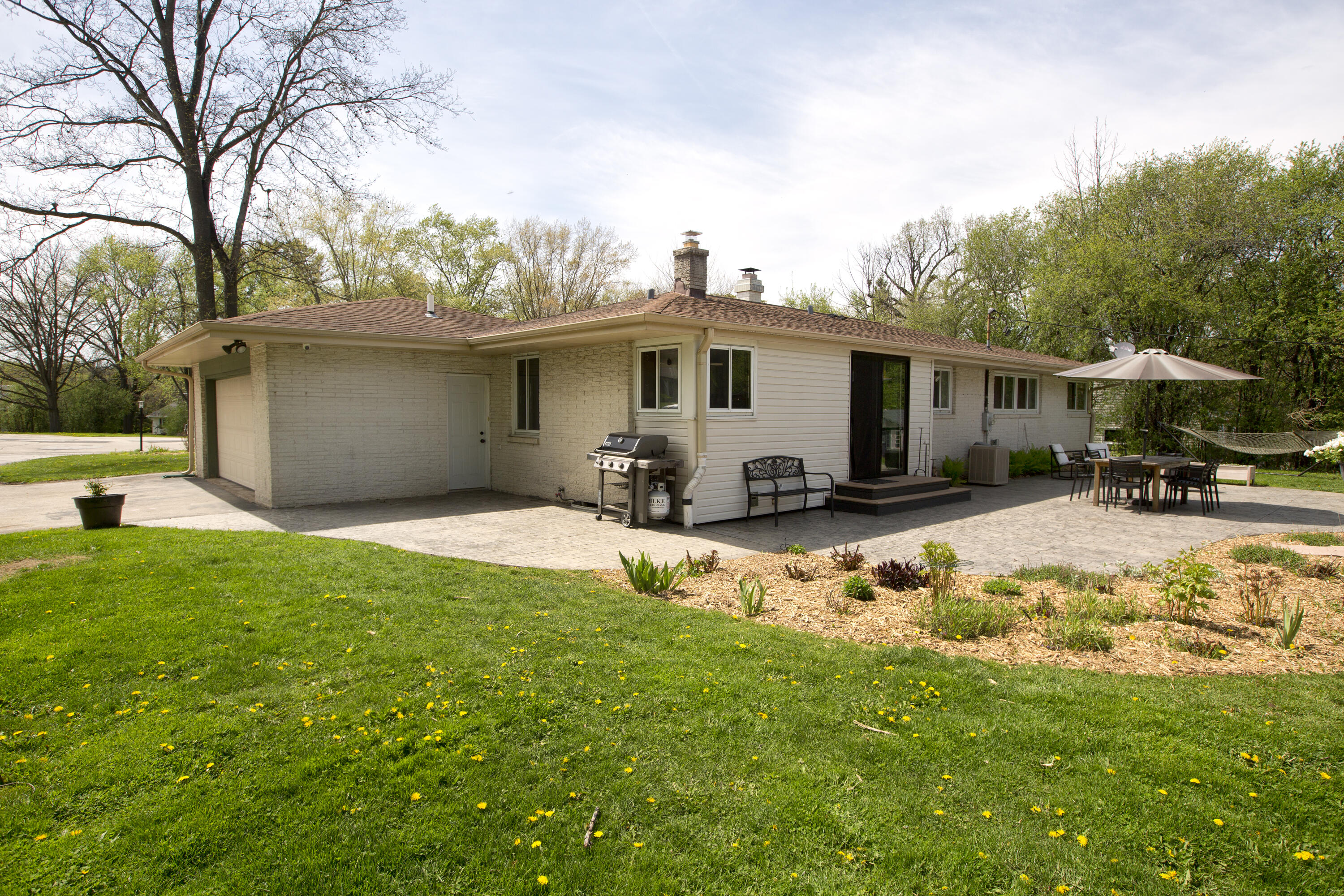 N68W13722 Bay Ridge Court Menomonee Falls, WI 53051 - Photo 21 of 30 Back of Home