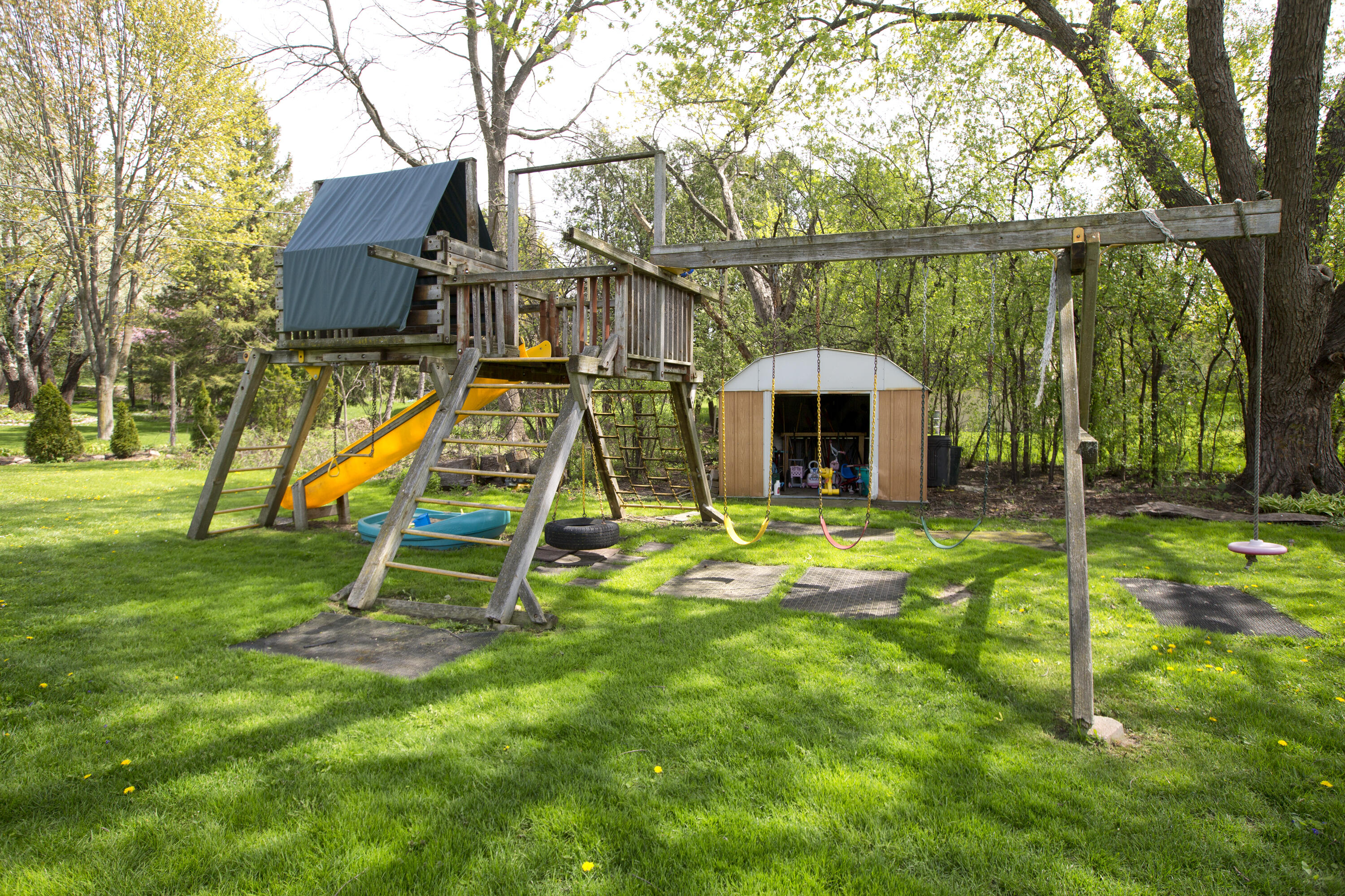 N68W13722 Bay Ridge Court Menomonee Falls, WI 53051 - Photo 23 of 30 Playset