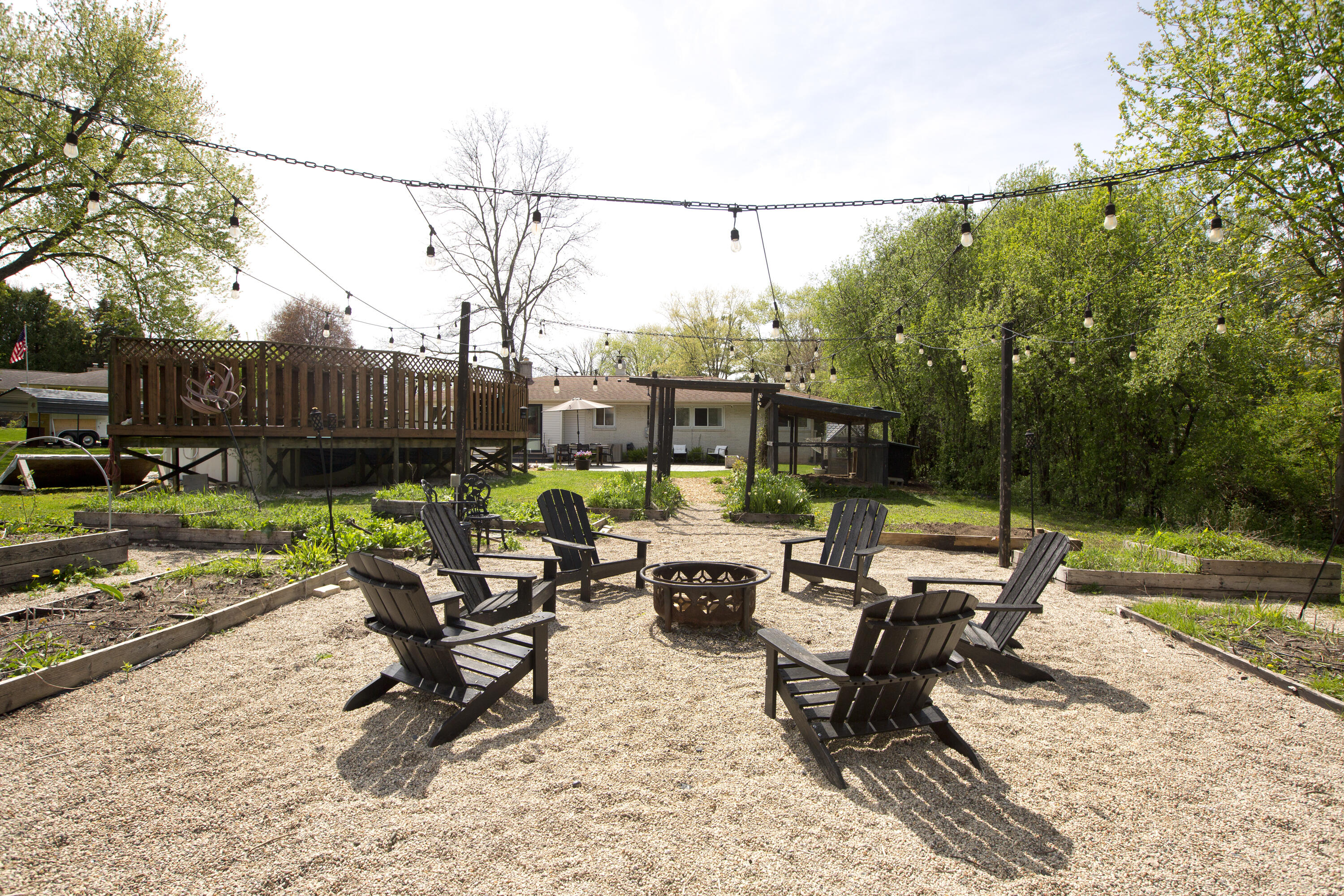 N68W13722 Bay Ridge Court Menomonee Falls, WI 53051 - Photo 26 of 30 Firepit