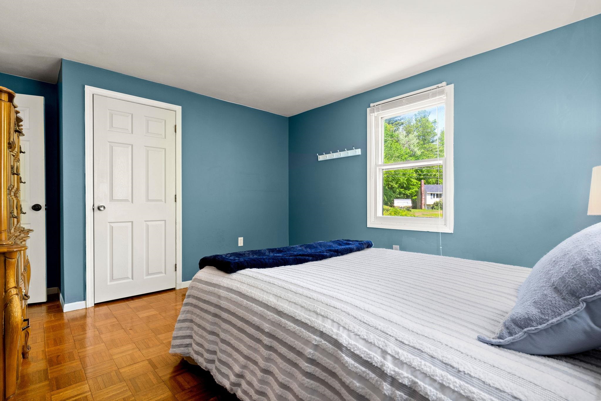 6 Wilkele Road Sandown, NH 03873 - Photo 11 of 36