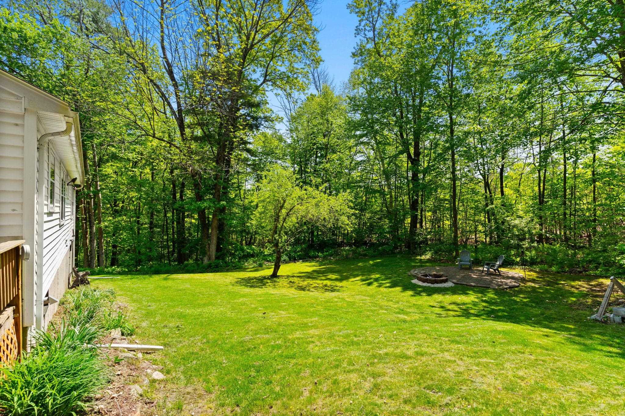 6 Wilkele Road Sandown, NH 03873 - Photo 27 of 36