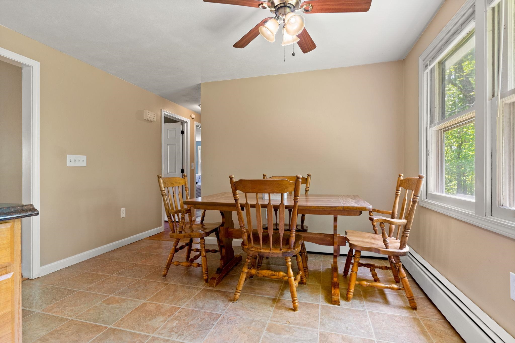 6 Wilkele Road Sandown, NH 03873 - Photo 7 of 36