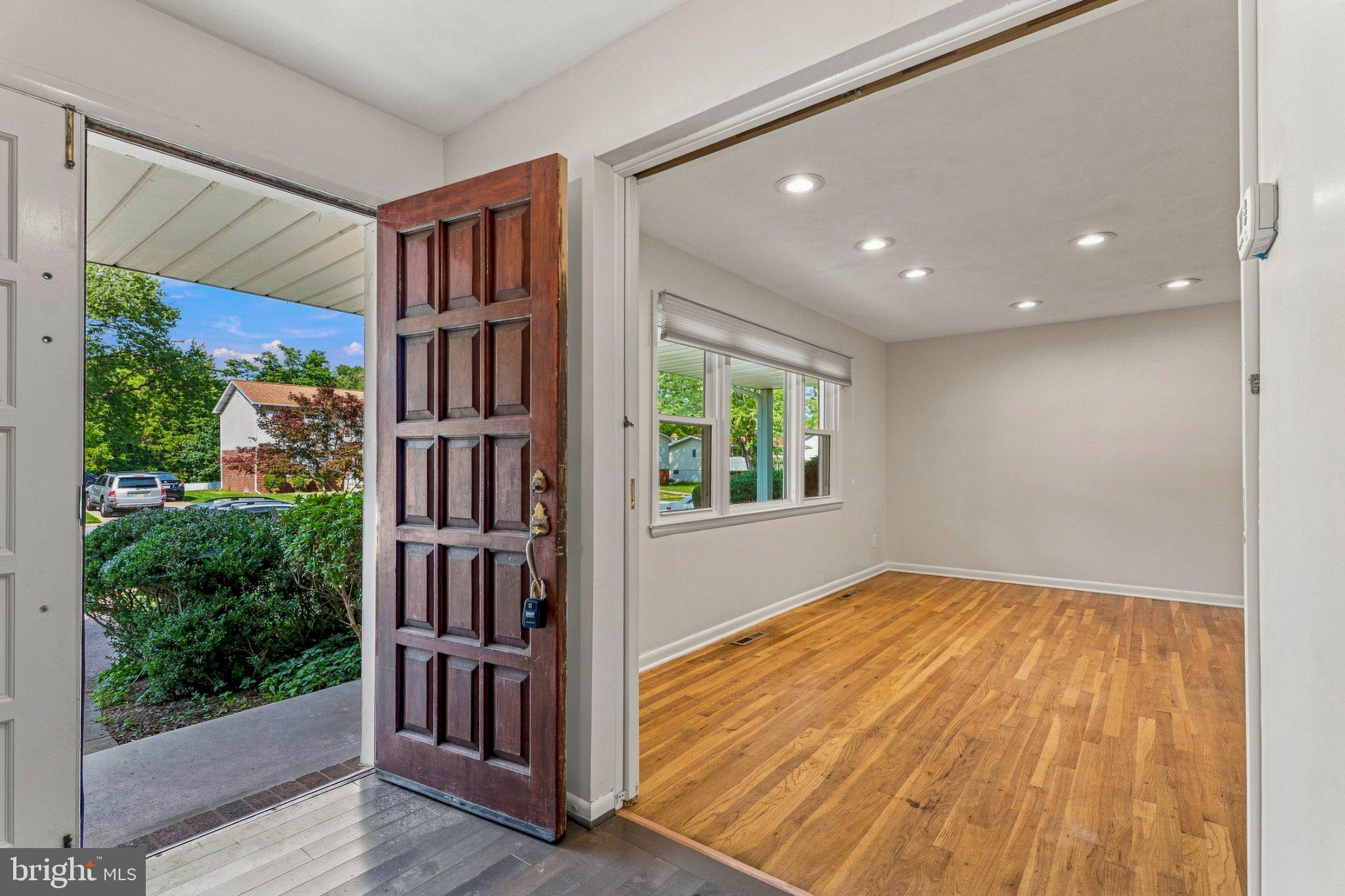 4631 Hawksbury Road Baltimore, MD 21208 - Photo 2 of 39 Gallery Image 2