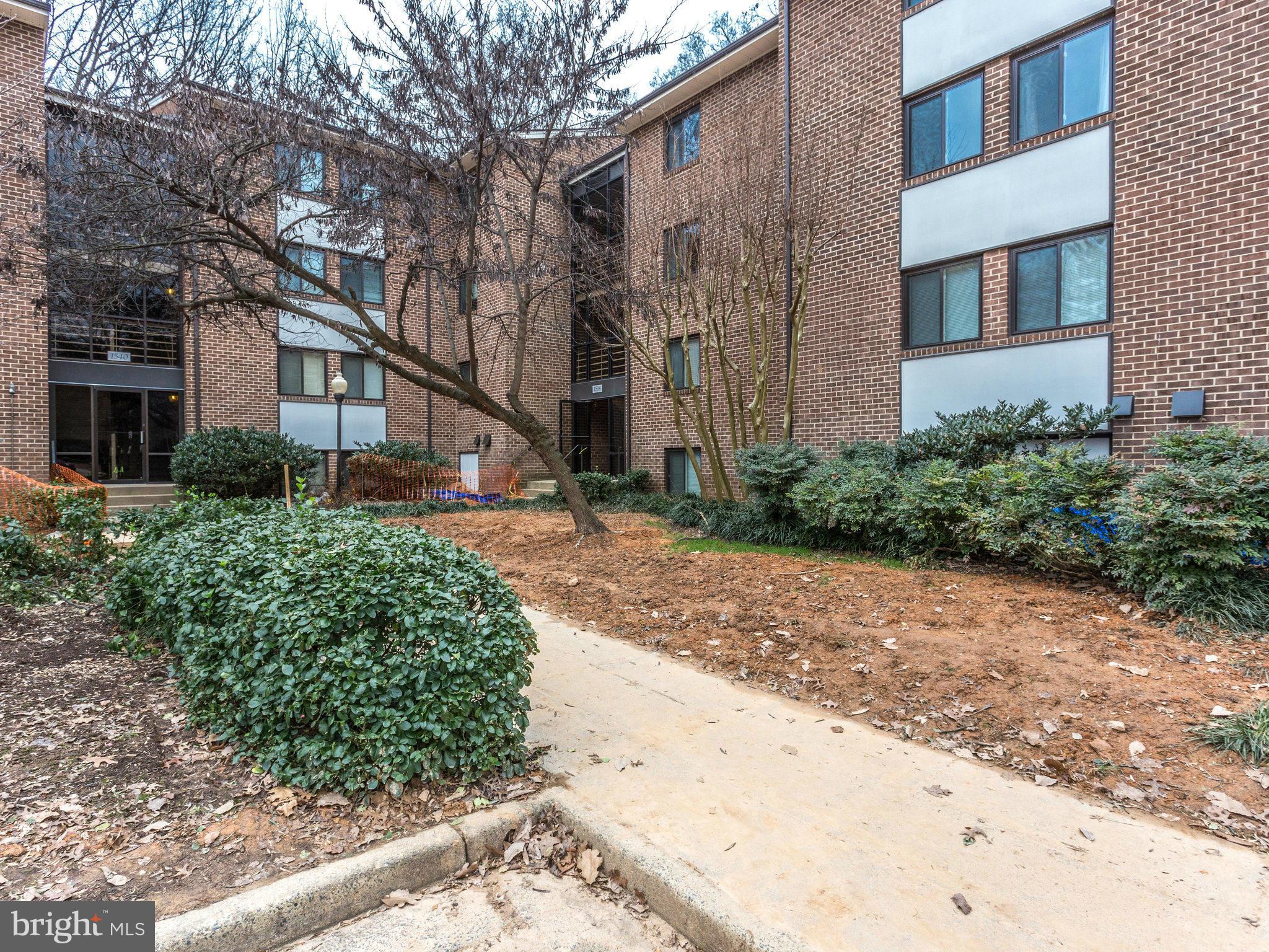 1538 Northgate Square, Unit 32A Reston, VA 20190 - Photo 23 of 23 Exterior (Front)