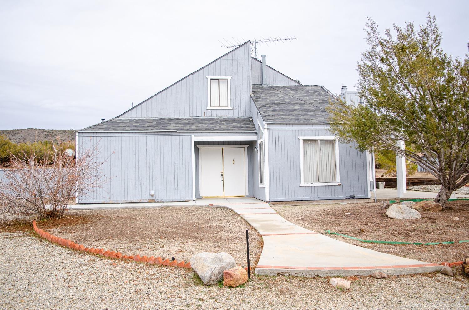 10905 Pretoria Road Tehachapi, CA 93561 - Photo 1 of 64 Gallery Image 1