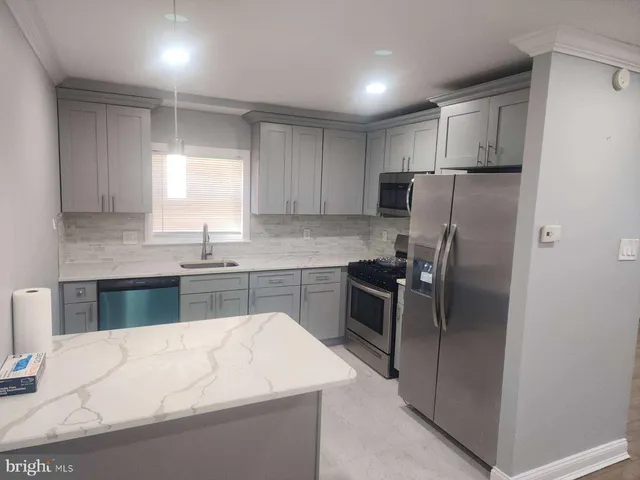 $1,800 | 2218 Strahle Street, Philadelphia, PA 19152