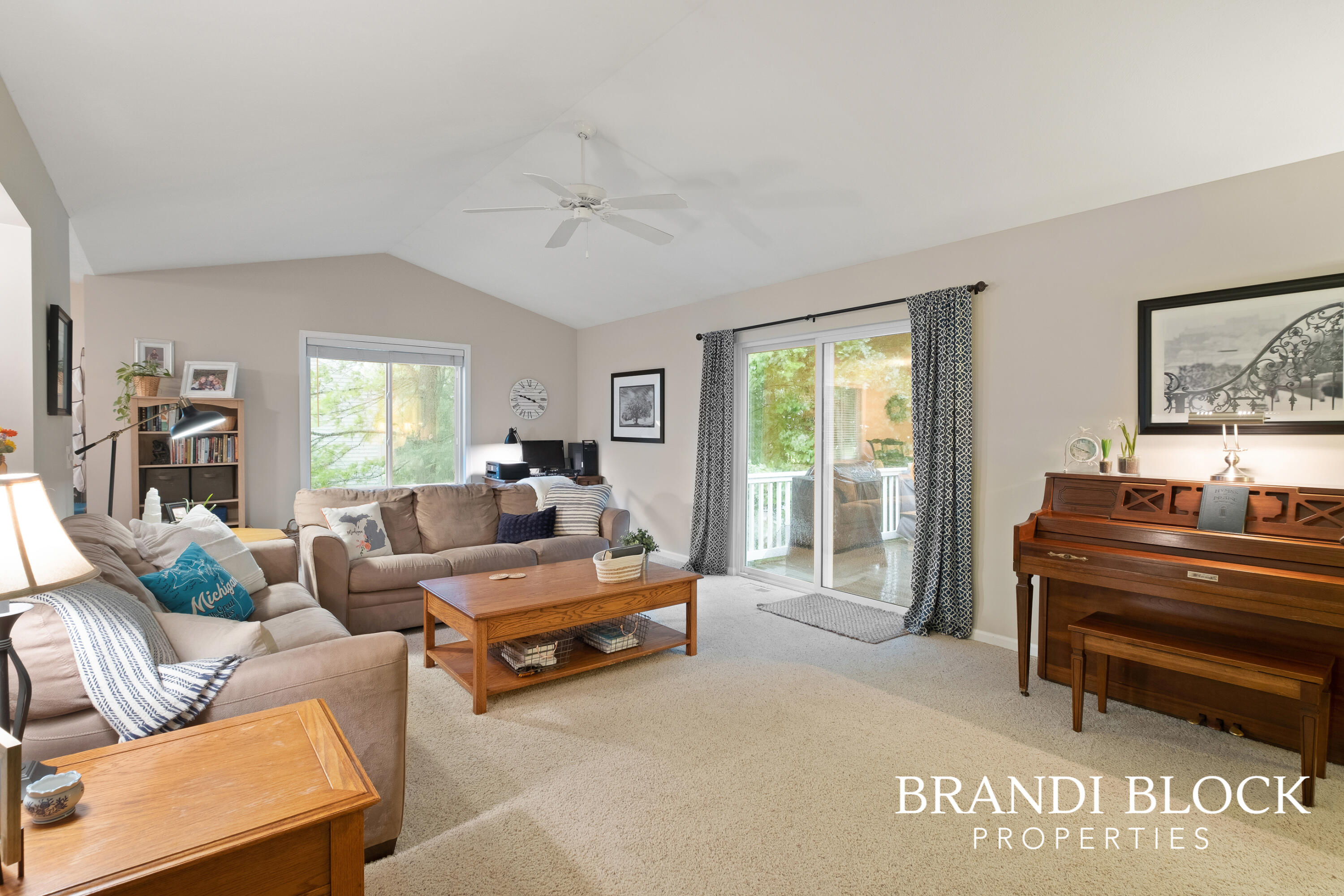 11256 Barnsely Road Southeast Lowell, MI 49331 - Photo 3 of 25 Photo-12