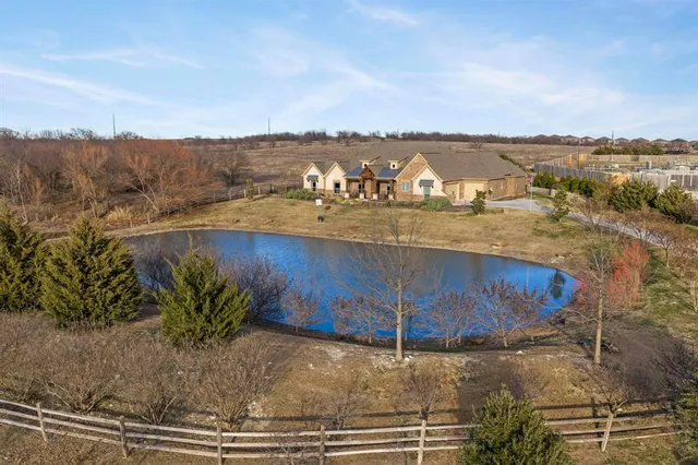 $1,000,000 | 12117 Wild Bill Court, Newark, TX 76071