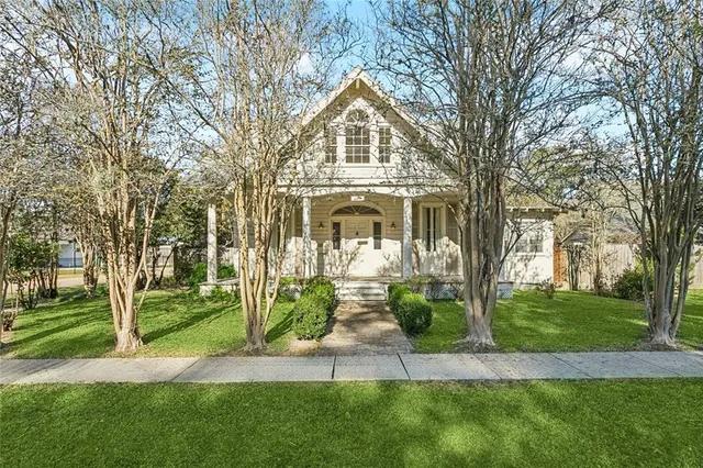 $3,950 | 128 West 22nd Avenue, Covington, LA 70433