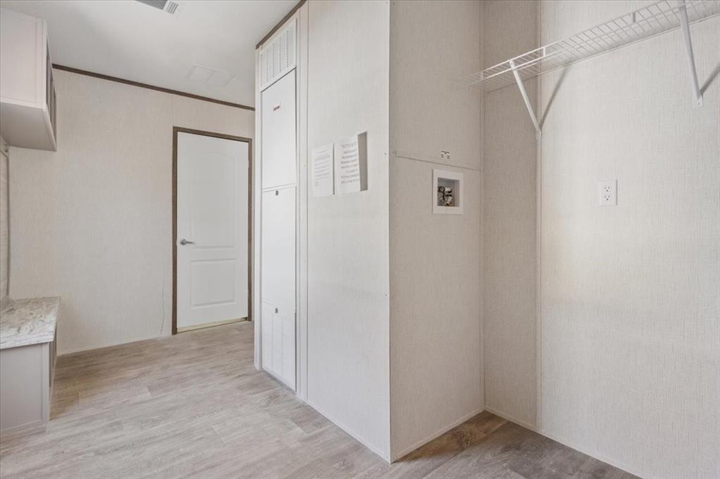 201 North Carpenter Street Mart, TX 76664 - Photo 24 of 30 a view of an empty room