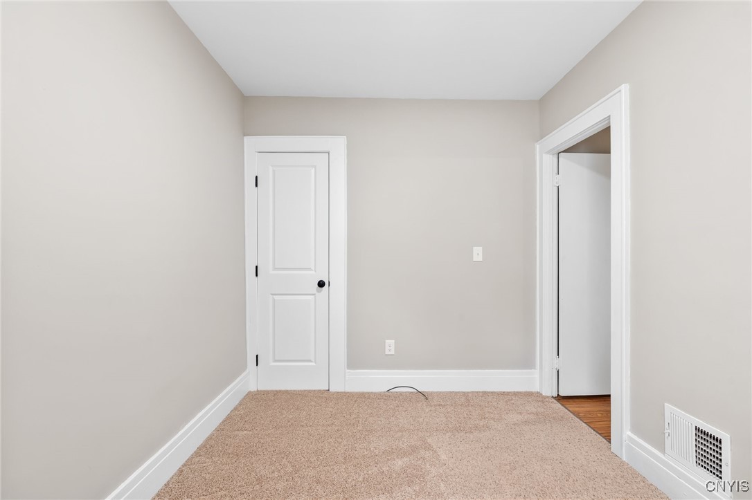 244 Medford Road Salina, NY 13208 - Photo 21 of 28