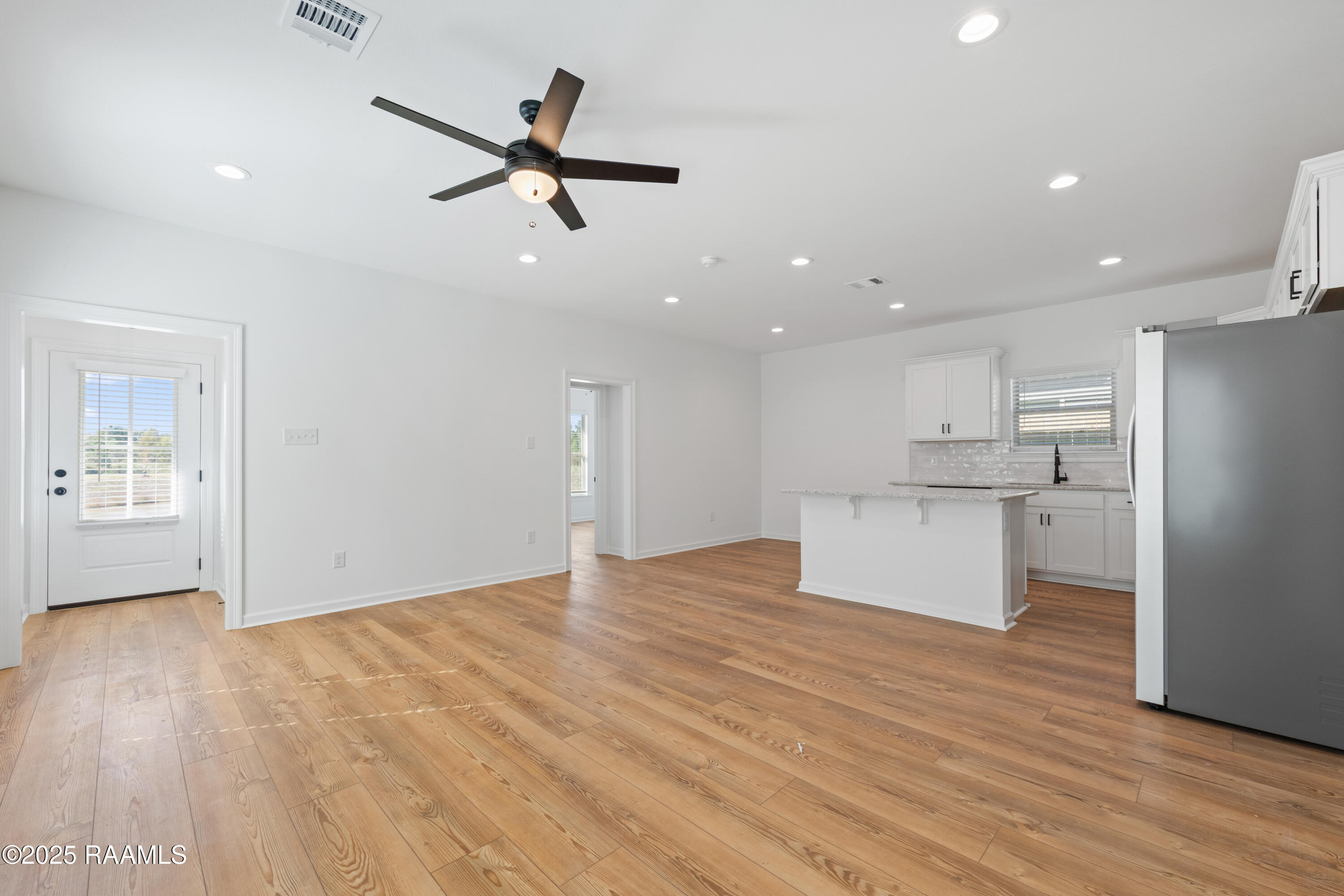 102 Ridgedale Alley Scott, LA 70583 - Photo 6 of 34 112Albernathy-25