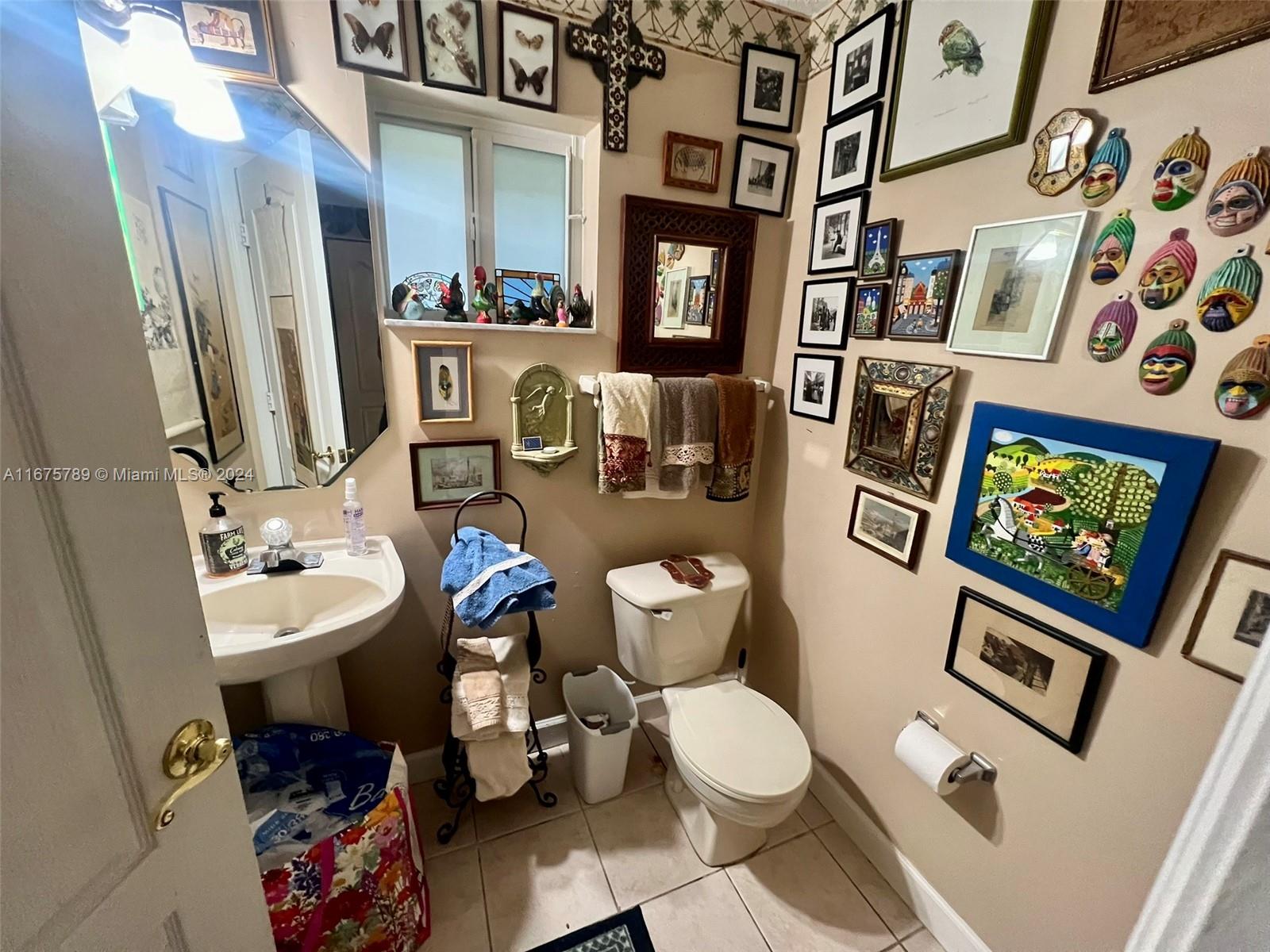 14848 Southwest 180th Street Miami, FL 33187 - Photo 12 of 40