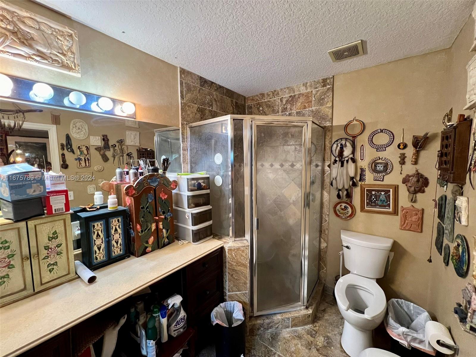 14848 Southwest 180th Street Miami, FL 33187 - Photo 18 of 40