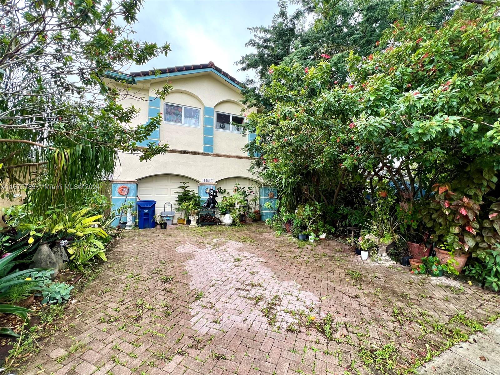 14848 Southwest 180th Street Miami, FL 33187 - Photo 2 of 40