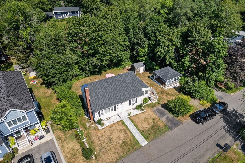 52 Friend Street Beverly, MA 01915 - Photo 23 of 25