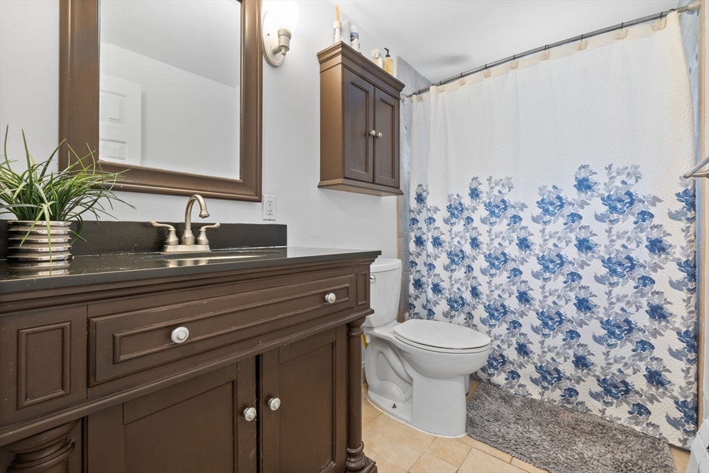 52 Friend Street Beverly, MA 01915 - Photo 8 of 25