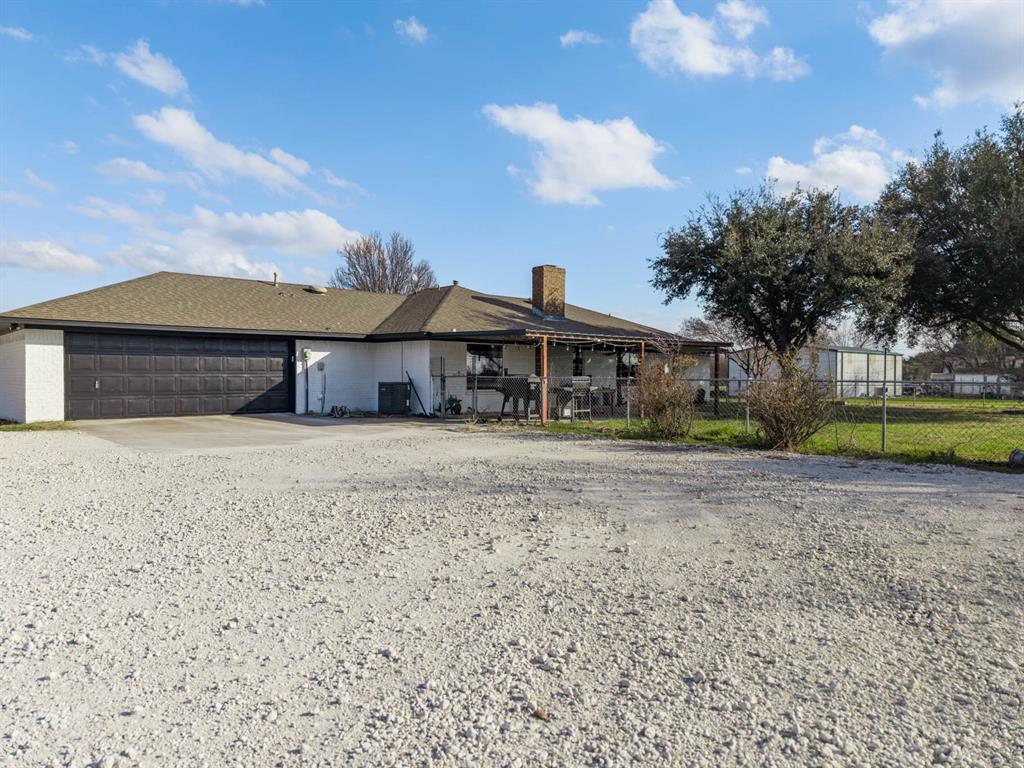 411 Willie Nelson Road Abbott, TX 76621 - Photo 26 of 37