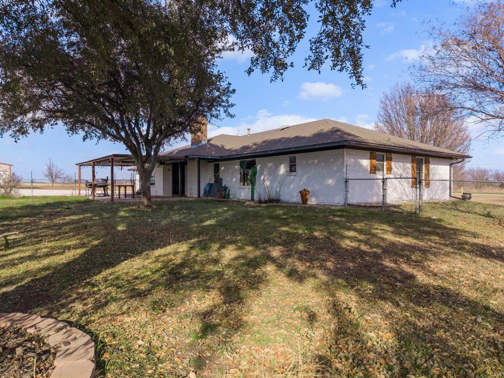 411 Willie Nelson Road Abbott, TX 76621 - Photo 28 of 37