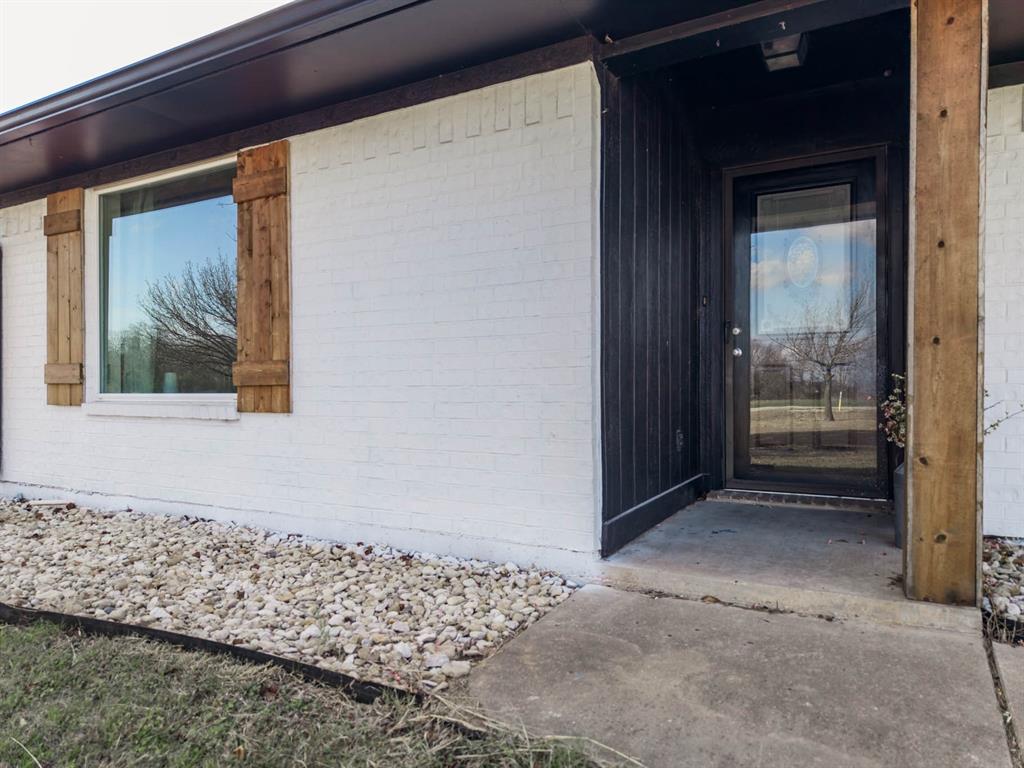 411 Willie Nelson Road Abbott, TX 76621 - Photo 3 of 37