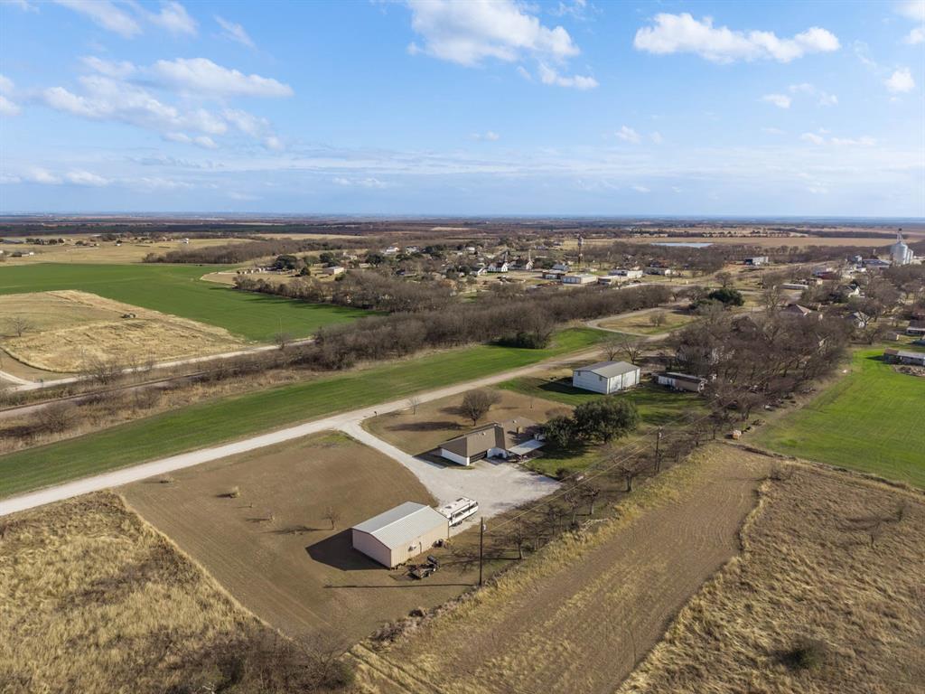 411 Willie Nelson Road Abbott, TX 76621 - Photo 34 of 37