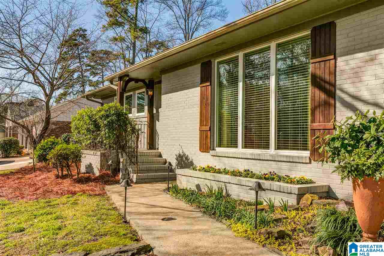 1818 Laurel Road Birmingham, AL 35216 - Photo 2 of 19