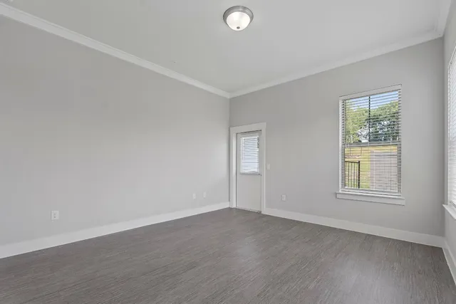 $1,549 | 476 Suffield Drive, Unit 411, Buda, TX 78610