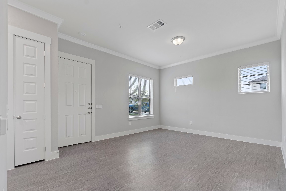 476 Suffield Drive, Unit 411 Buda, TX 78610 - Photo 5 of 17