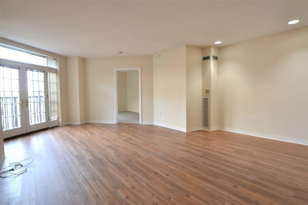 75 Peterborough Street, Unit 308 Boston, MA 02215 - Photo 6 of 14