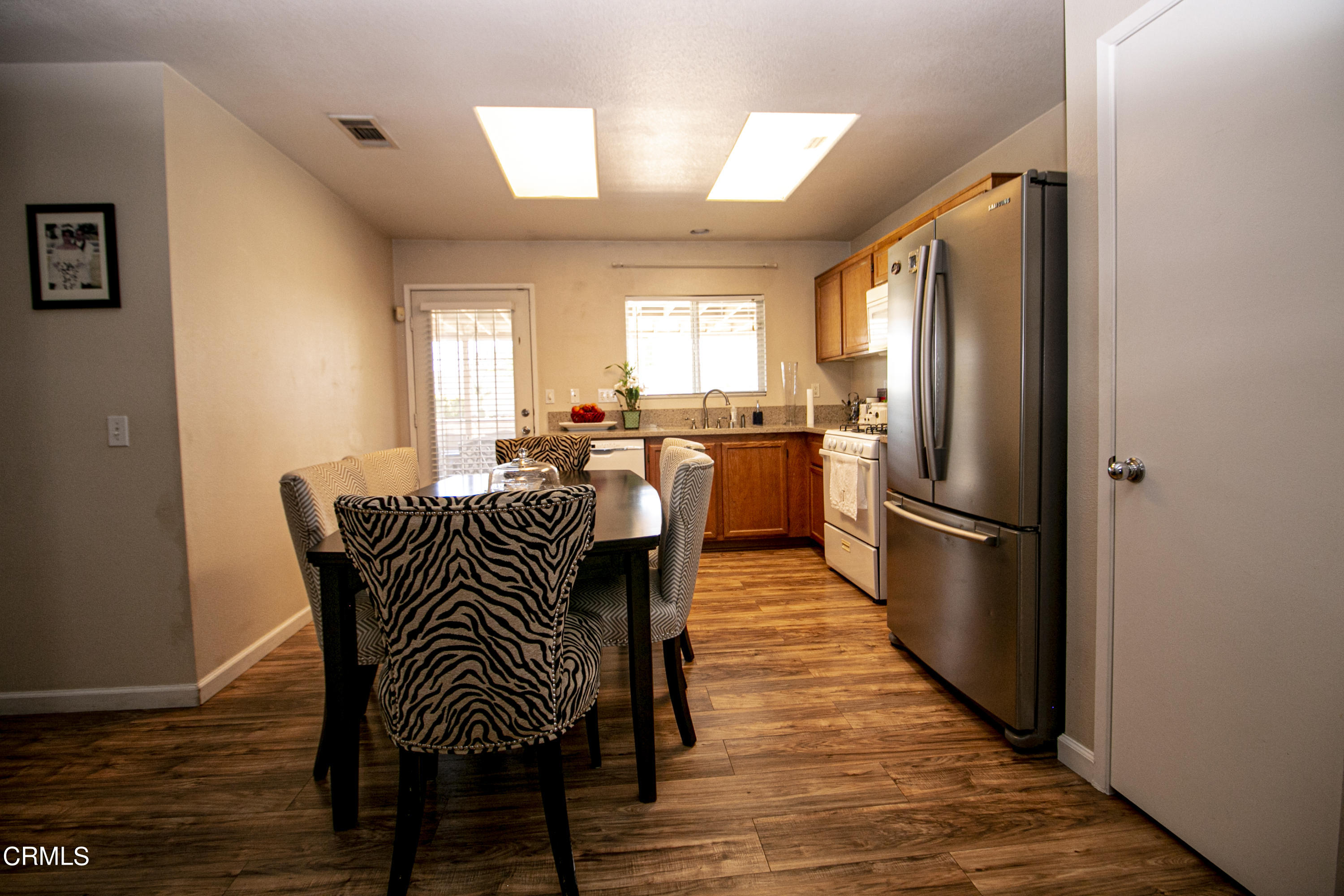 11959 Poppy Road Adelanto, CA 92301 - Photo 5 of 15 14