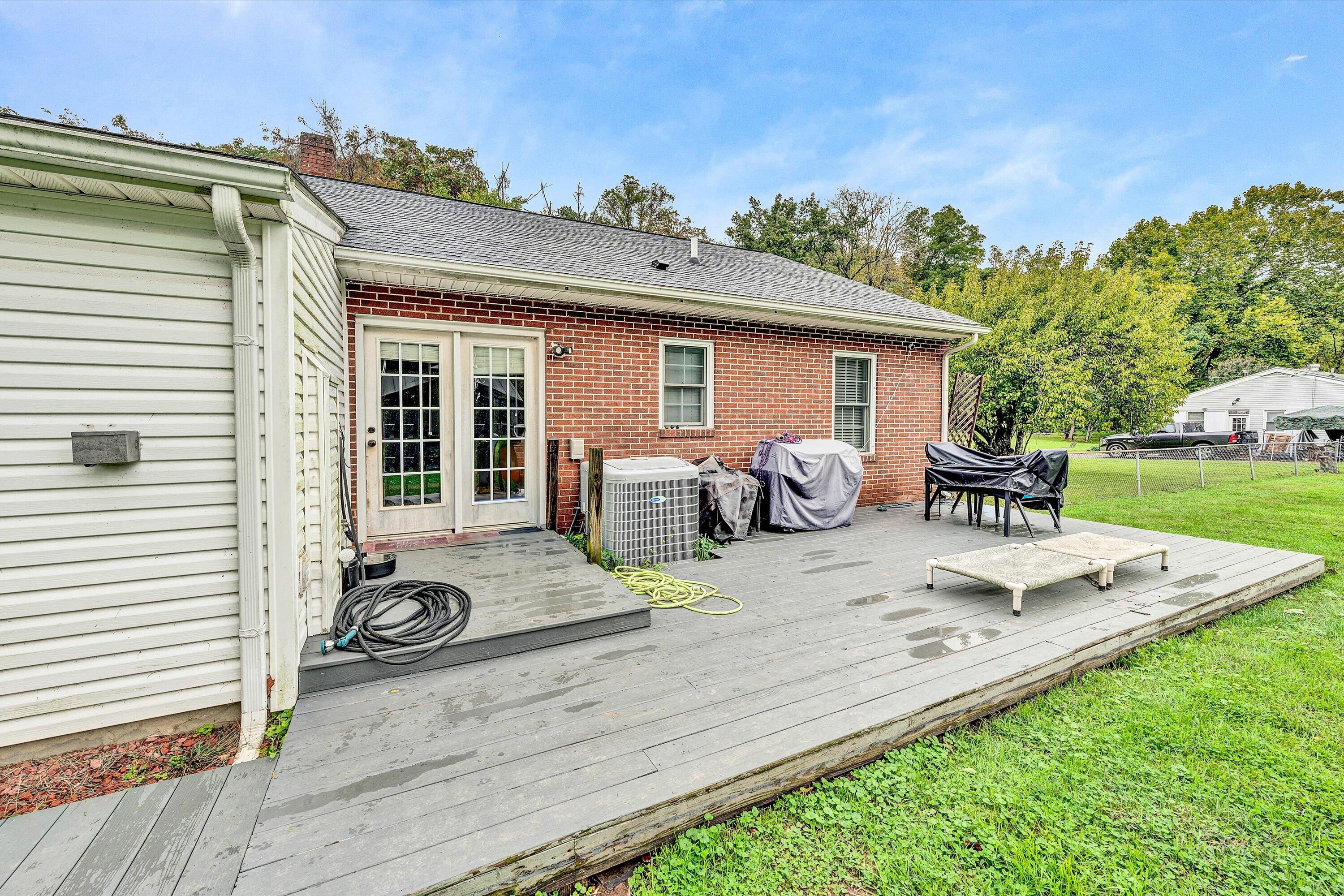 4468 West River Road Salem, VA 24153 - Photo 19 of 27 19-100120240015
