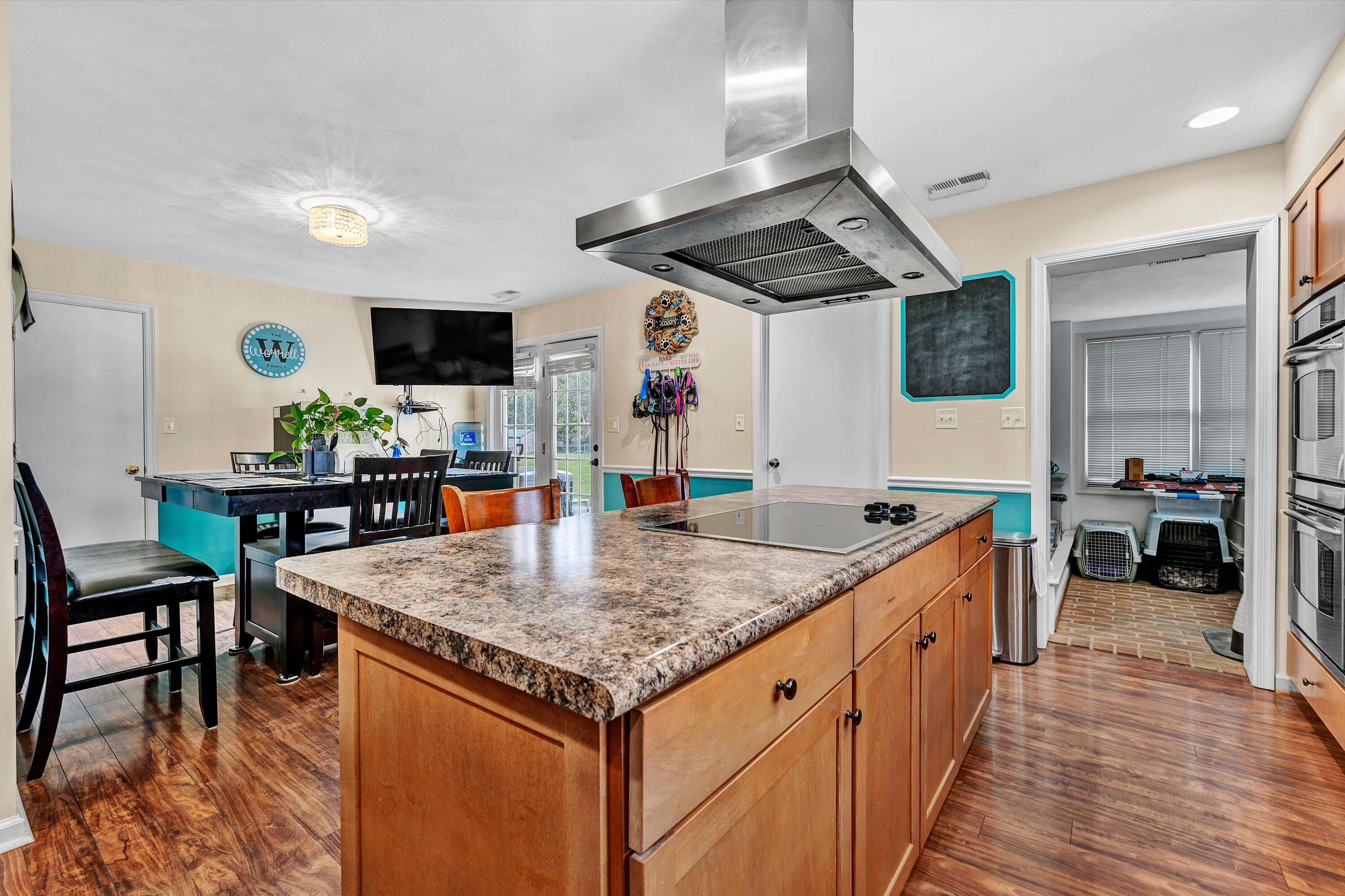 4468 West River Road Salem, VA 24153 - Photo 9 of 27 09-100120240004