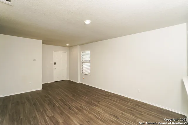 $1,645 | 8914 Gerald Ohara, San Antonio, TX 78221