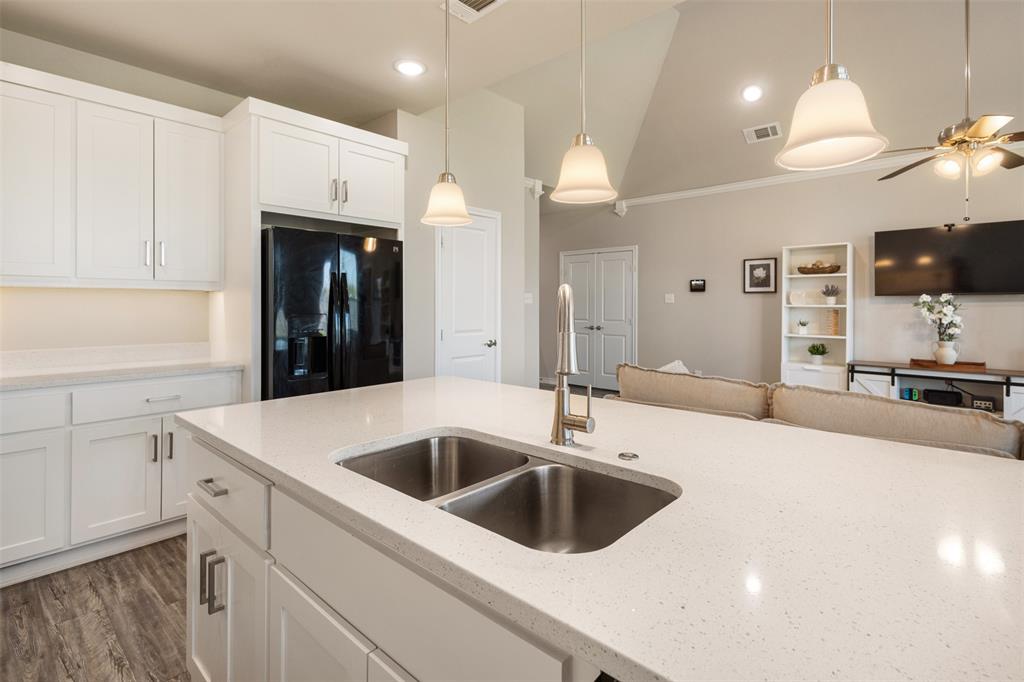 347 Preston Road Mabank, TX 75147 - Photo 14 of 31