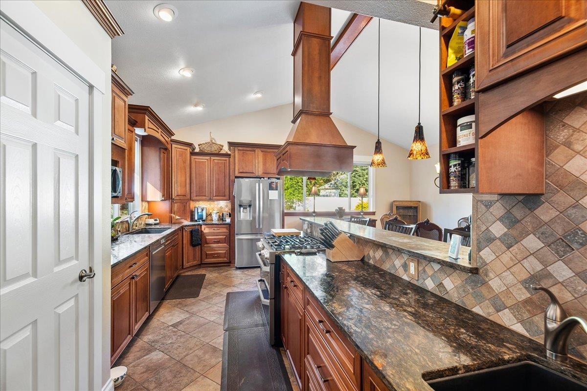 2610 East View Lane Colbert, WA 99005 - Photo 6 of 50
