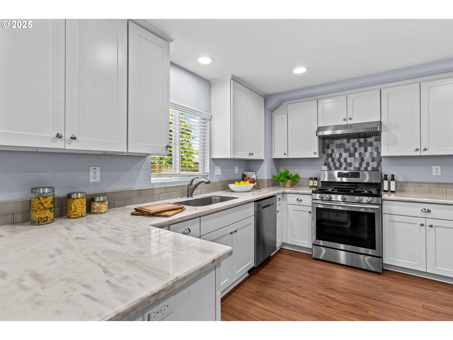 1240 Taney Street Eugene, OR 97402 - Photo 14 of 48