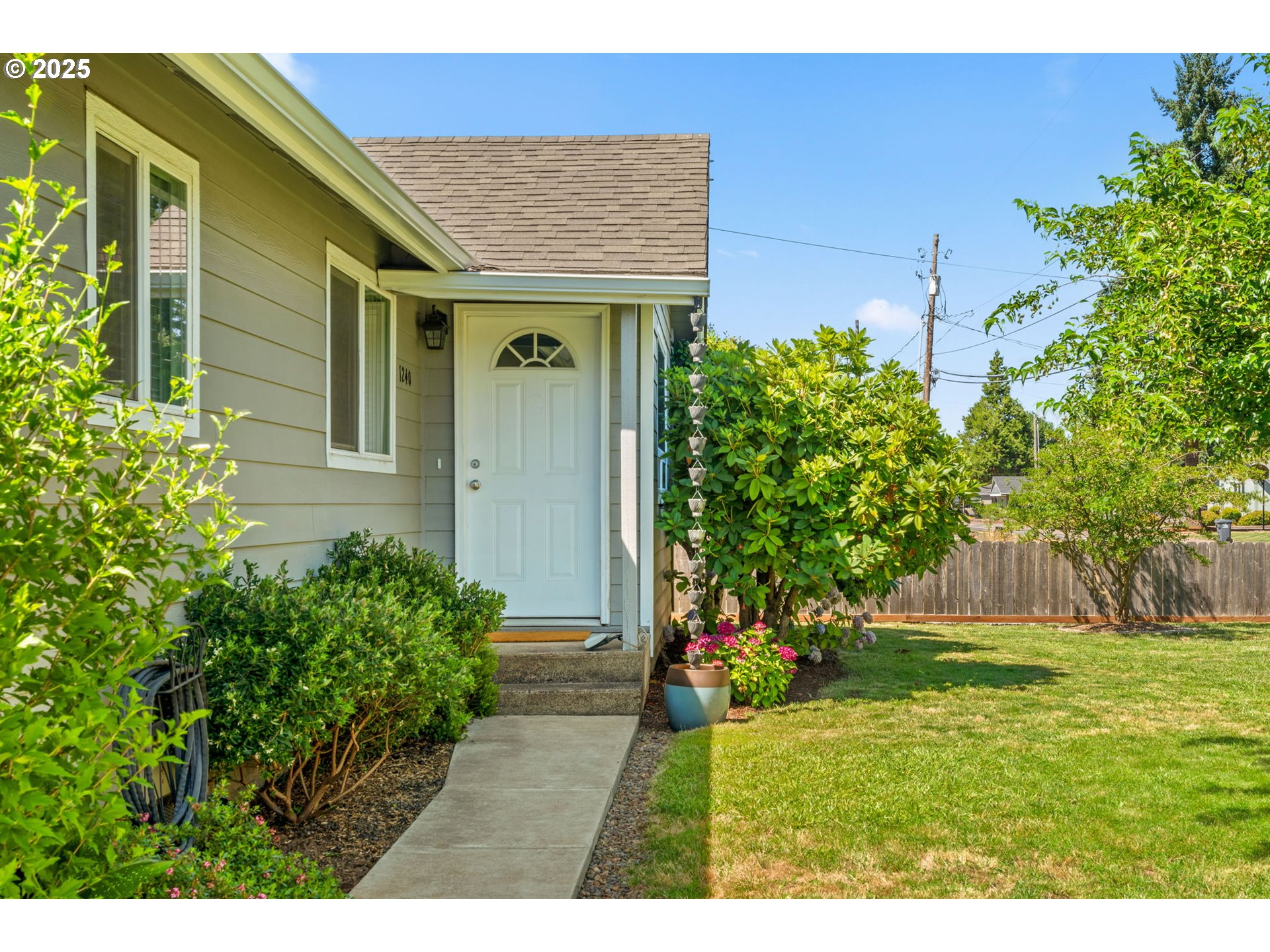 1240 Taney Street Eugene, OR 97402 - Photo 5 of 48