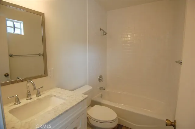$3,150 | 142 West Marquita, Unit B, San Clemente, CA 92672