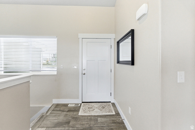 653 Gold Dust Road Grantsville, UT 84029 - Photo 7 of 46