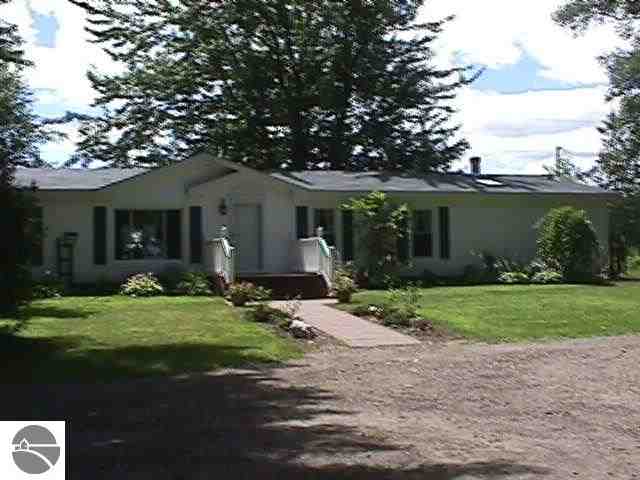 4485 Duprie Road Standish, MI 48658 - Photo 15 of 19 1780927-14.JPG