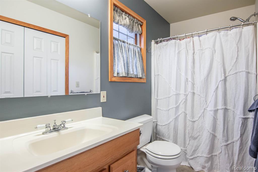 4285 Poplar Road Lincoln, MI 48742 - Photo 17 of 32