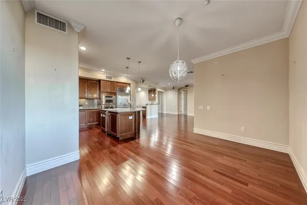 $389,900 | 20 Via Mantova, Unit 101, Henderson, NV 89011