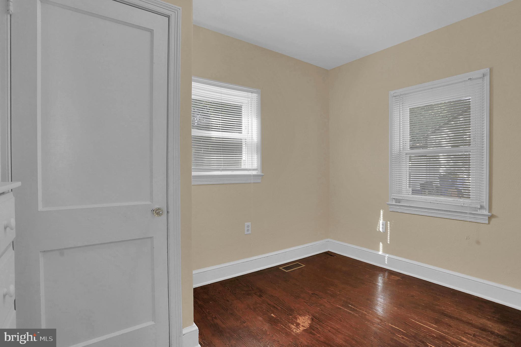 548 Hillcrest Road York, PA 17403 - Photo 14 of 27 Gallery Image 14