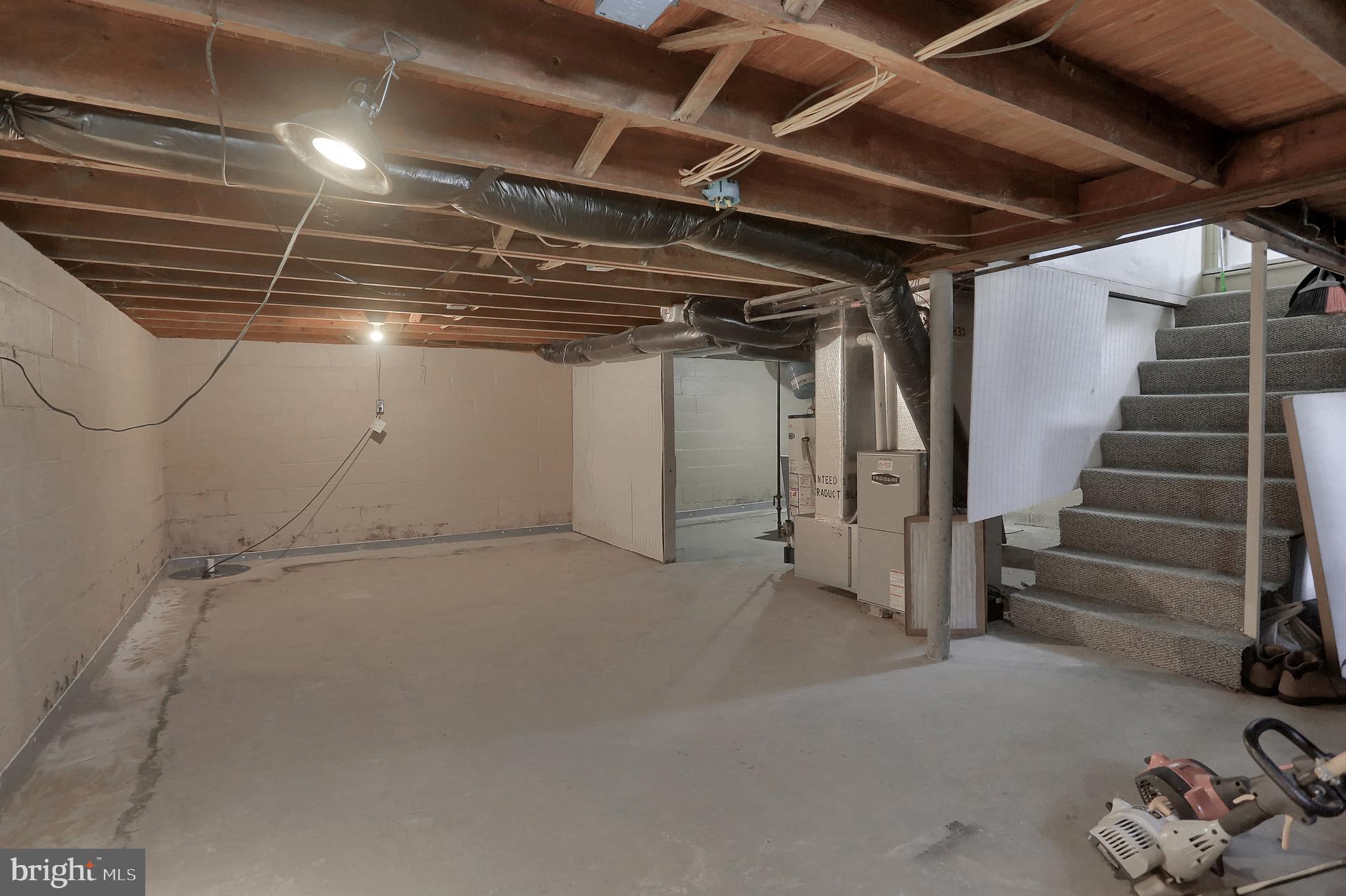 548 Hillcrest Road York, PA 17403 - Photo 20 of 27 Gallery Image 20