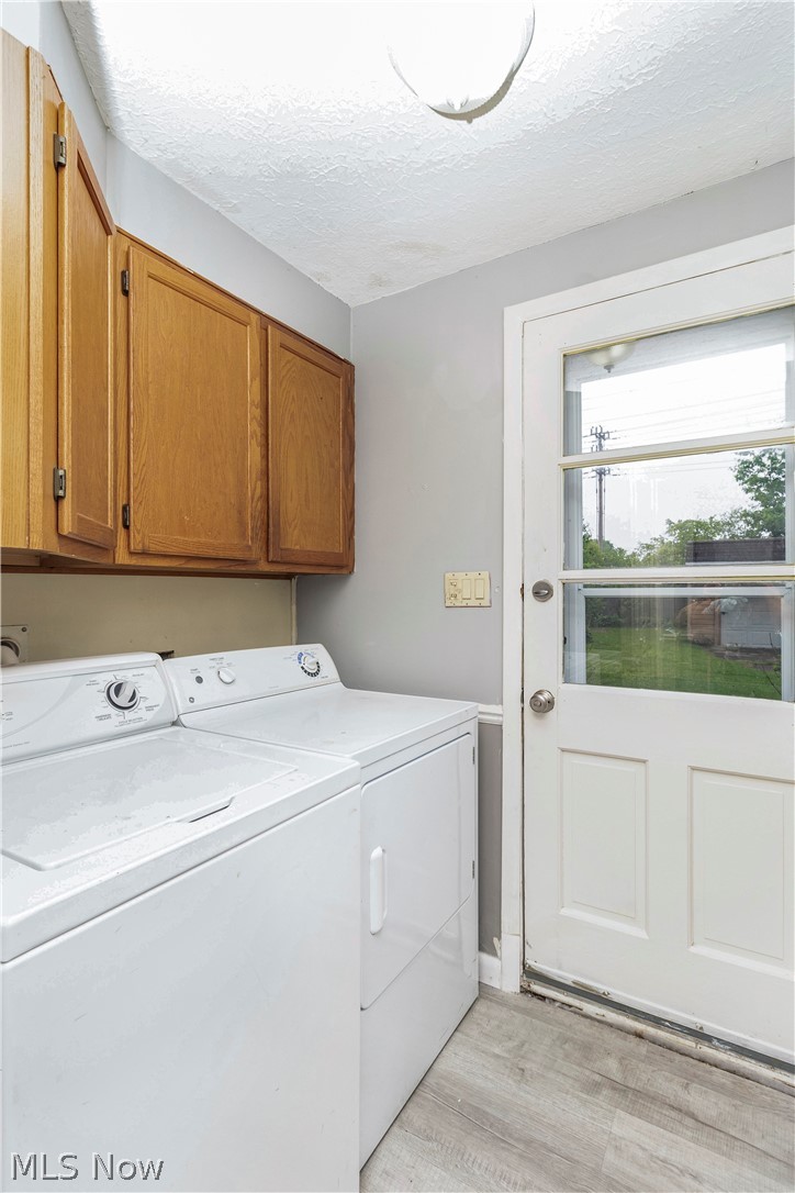 24025 Knickerbocker Road Bay Village, OH 44140 - Photo 10 of 23